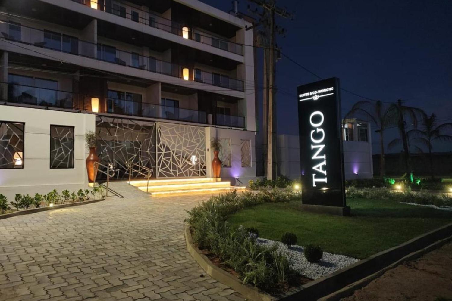Hotel Tango Suites Кумбуко Экстерьер фото