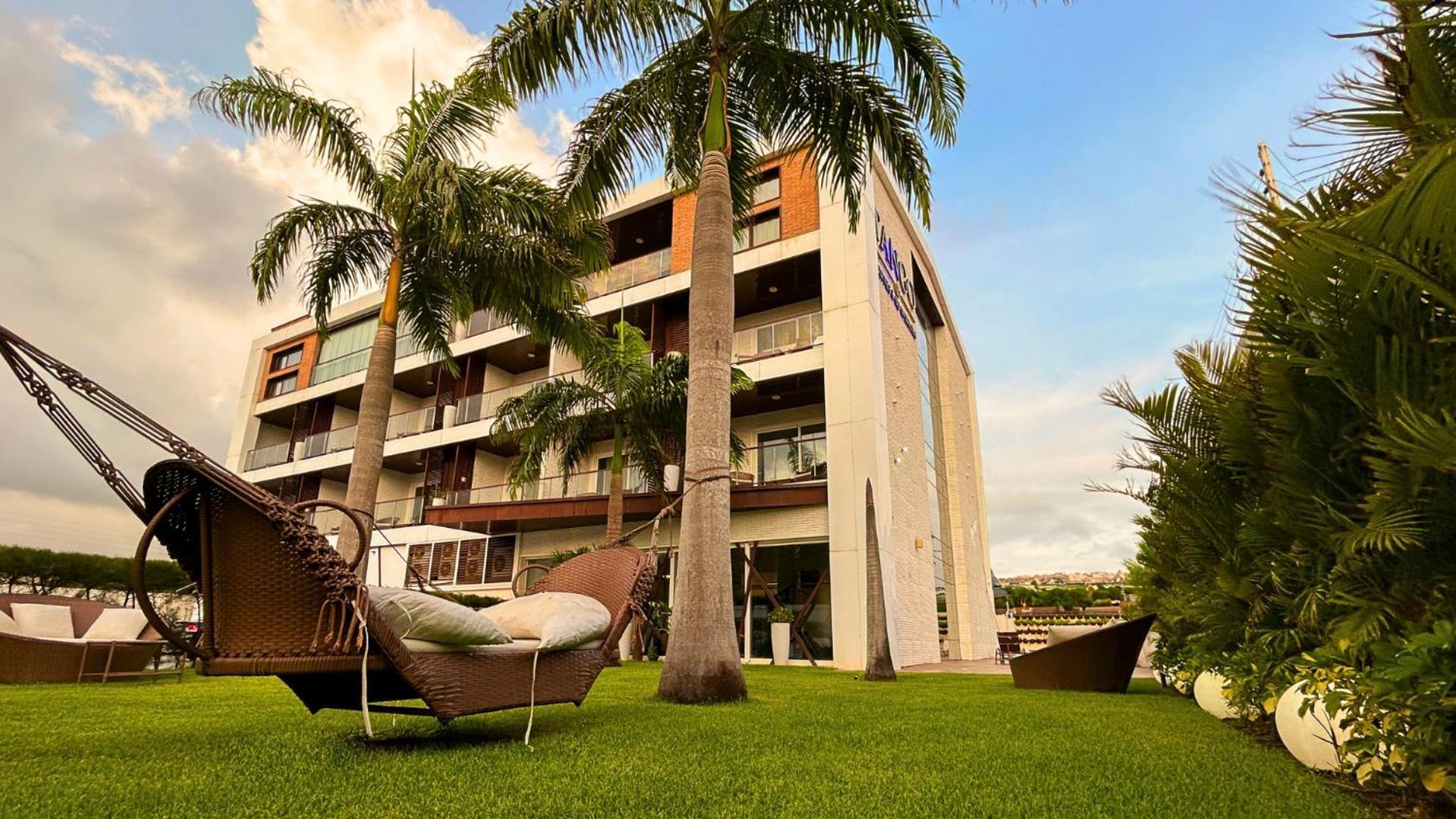Hotel Tango Suites Кумбуко Экстерьер фото